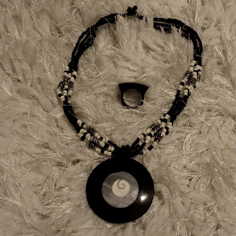 Set of Ring and Necklace!!!